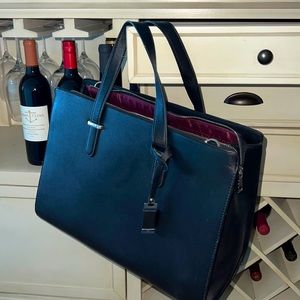 Black leather, multi-sectional Professional Bag